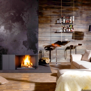 Kominek w aranżacji z drewnem, fot. Brunner